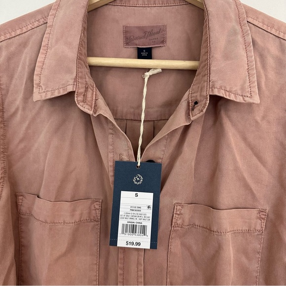 NWT Universal Thread Pink Button Down Shirt - Picture 8 of 9